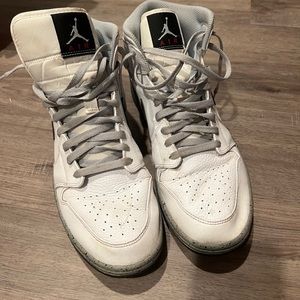 Air Jordan basketball ball shoes
